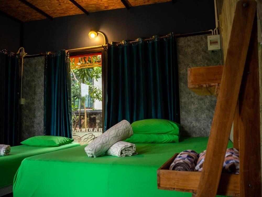 Beach Box Resort At Rimlay Rayong Buitenkant foto