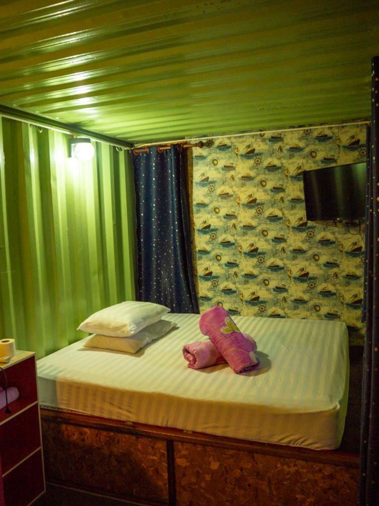 Beach Box Resort At Rimlay Rayong Buitenkant foto