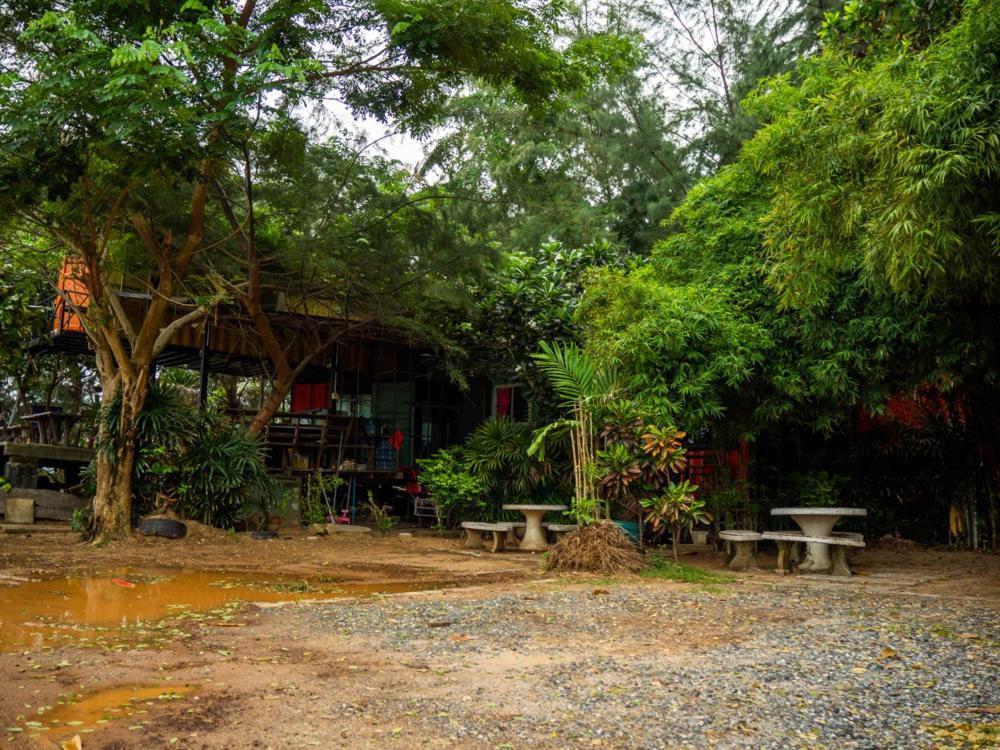 Beach Box Resort At Rimlay Rayong Buitenkant foto